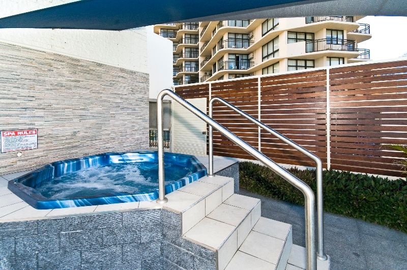 Beachcomber Resort - Surfers Paradise Accommodation